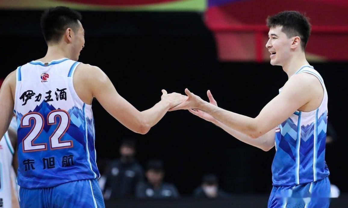 中原雄鲨队爆冷西城山猫队,射击超级杯上演耐力碾压对手!锋线火力回暖 中原雄鲨队爆冷西城山猫队,射击超级杯上演耐力碾压对手!锋线火力回暖